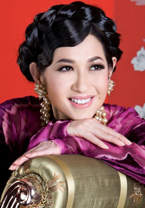 trang điểm,giáng sinh,năm mới 2012,làm đẹp,Mỹ Tâm,Hồ Khanh,Ý Lan