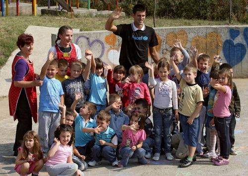 Novak Djokovic,từ thiện,tặng 100.000 USD,trẻ em,hoàn cảnh,khó khăn,Serbia,tay vợt,tennis