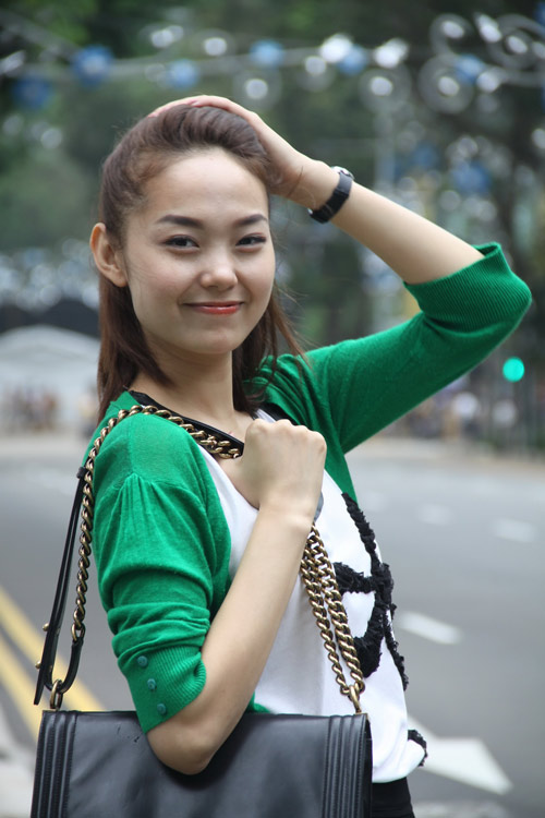 Minh Hằng,Lệ phí tình yêu,ca sĩ,du lịch,Singapore