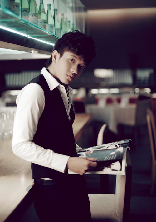 200 diễn viên,quần chúng,V.Music,single,nhóm nhạc