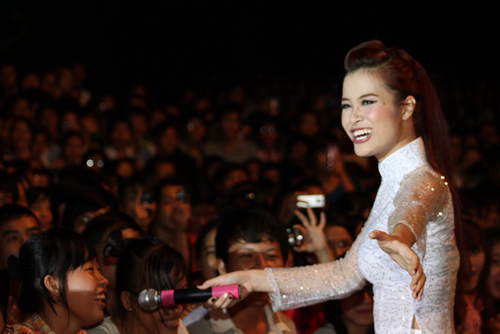 Khổng Tú Quỳnh,Nam Cường,Ngô Kiến Huy,bạn trai,liveshow