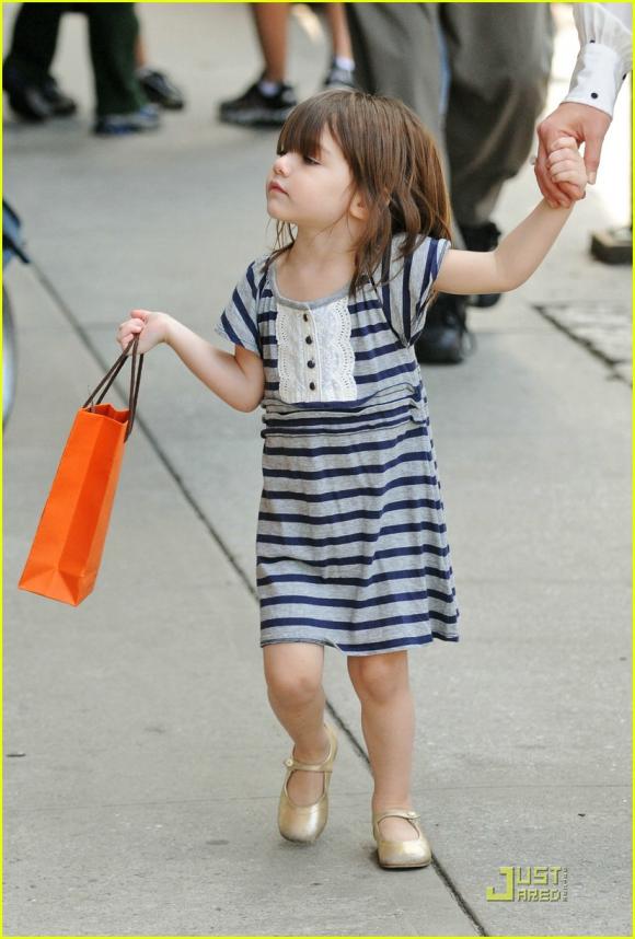 Suri Cruise,sao nhí,con người nổi tiếng