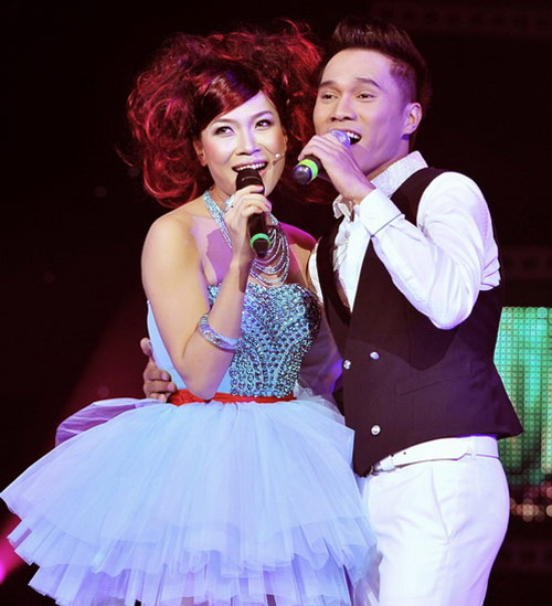 ca sĩ,album,ca khúc,Lương Viết Quang,Linh Phi,nhóm La Thăng