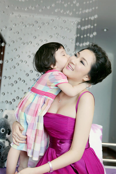sao việt,ly hôn,jennifer phạm,quang dũng,kim hiền,hoa hậu nguyễn thị huyền,minh thư
