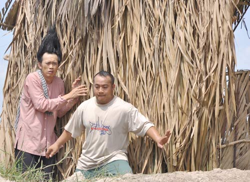 Hiếu hiển,ăn đòn,nói bậy,phim,điện ảnh,Hoàn Linh,chàng cười,quyền lực dựng tóc