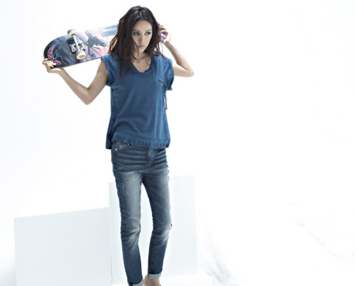 Lee Hyori, Calvin Klein, jeans, thời trang, phong cách