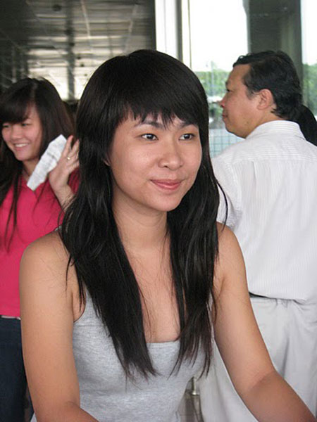 Uyên Linh,thời trang sao, giải trí, váy, phong cách
