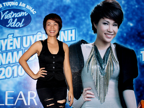 Uyên Linh,thời trang sao, giải trí, váy, phong cách