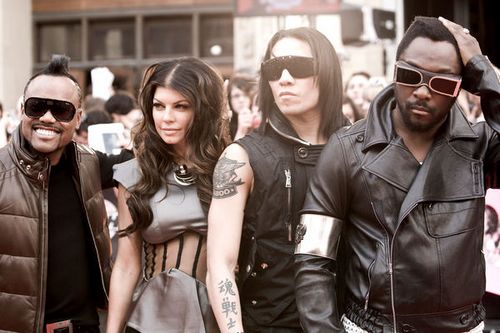 Black Eyed Peas, Sóng thần Nhật Bản, Sao ca nhạc, Hiphop, Sao làm từ thiện