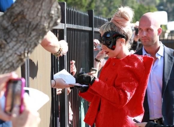 Lady Gaga, Thời trang lạ, Chuyện của sao, Style kỳ quái