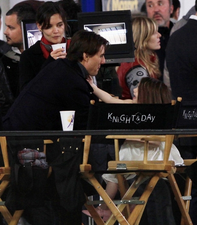 Suri, Katie Holmes, Sao Hollywood, Chuyện của sao, Gia đình sao, Sao Mỹ
