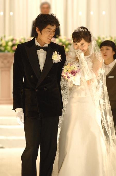 Váy cưới, thời trang sao, Jun Hye Bin, Moon Geun Young, thời trang váy cưới