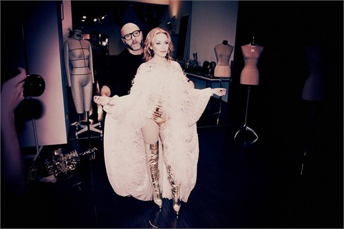 Dolce & Gabbana, Kylie Minogue, váy, thời trang, thời trang sao