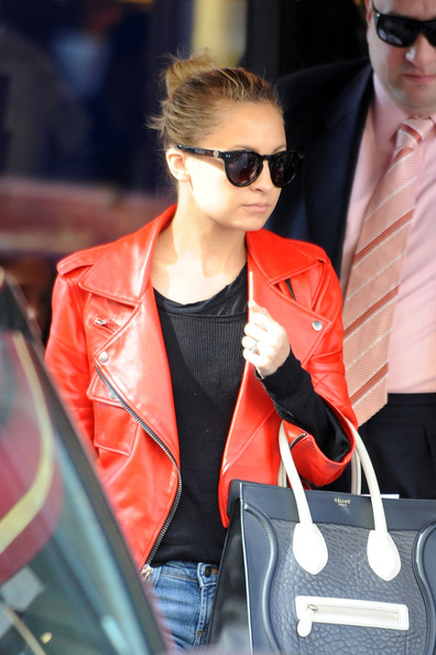 Nicole Richie, kính mắt, bộ sưu tập kính, thời trang sao, phụ kiện