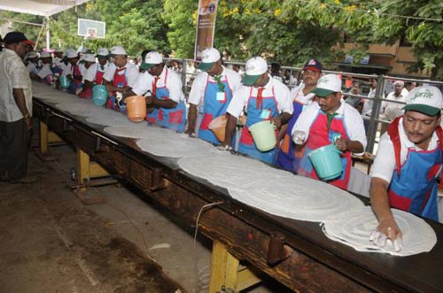 Ấn Độ, chiếc bánh Dosa, đầu bếp, chuyện lạ, thế giới đó đây