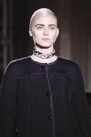 Băng đeo cổ, Emilio Pucci, Salvatore Ferragamo, Trang sức đeo cổ, Trang sức