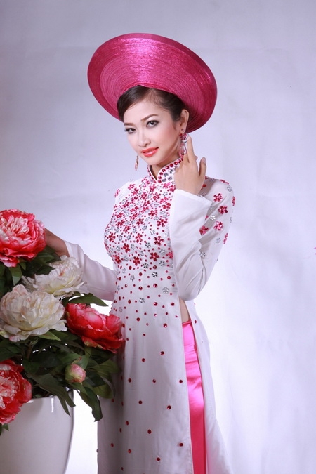 Á khôi Thời trang, Kiều Trang, Áo dài, Thời trang sao, Thời trang