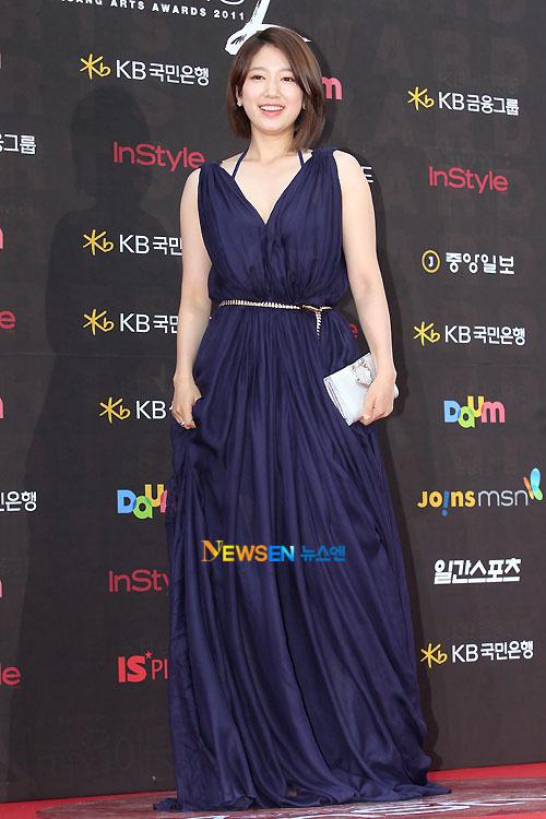 Sao Hàn, Baeksang, Chuyện của sao, Giải thưởng nghệ thuật