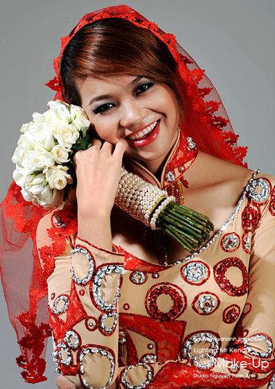 Trần Kiều Ngân, áo dài, hoa hậu, trang phục dân tộc, thời trang