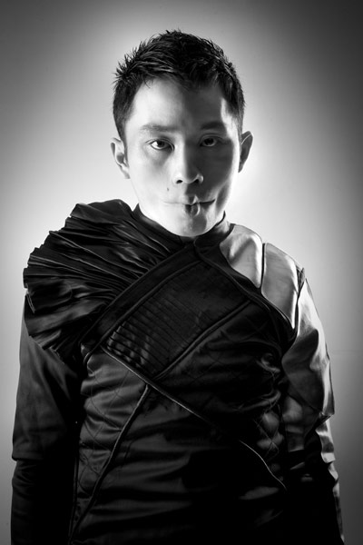 Bước nhảy hoàn vũ, Tùng Dương, Sao Việt, Fly Me To The Moon