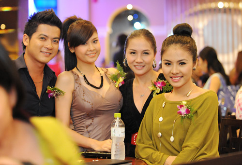 Hoa hậu Việt Nam, Thùy Dung, Sao Việt, Sao làm từ thiện