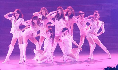 SNSD, Nhóm nhạc Hàn Quốc, Girl's generation Arena Tour, Sao lưu diễn