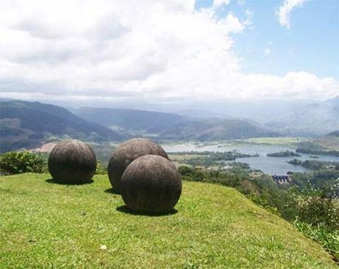 Khoa học, nền văn minh, nhân loại, kim tự tháp, vòng đá cổ, quốc tế, thế giới đó đây