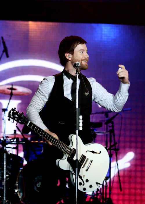 Đêm nghệ thuật Hennessy, Thanh Bùi, Alexandra Burke, American Idol, David Cook, Sao lưu diễn