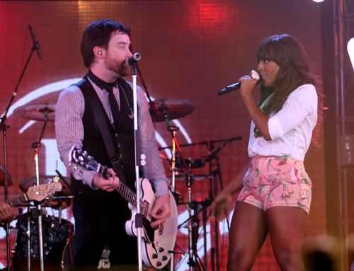 Đêm nghệ thuật Hennessy, Thanh Bùi, Alexandra Burke, American Idol, David Cook, Sao lưu diễn