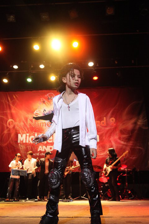 Michael Jackson, Michael Jackson and more, Sao ca nhạc, Chí Anh, Sao Việt 