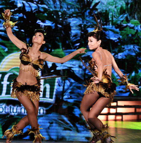 Bước nhảy hoàn vũ, Thu Minh, Sao Việt, Đạo ý tưởng