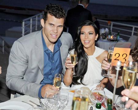 Kim Kardashian, Kris Humphries, Sao Hollywood, Siêu vòng 3, Sao đính hôn