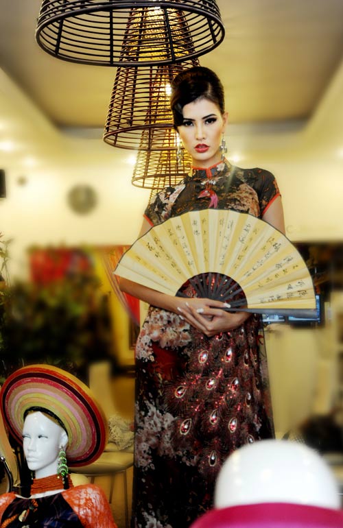 Thanh Hoài, Võ Việt Chung, Áo dài, Thời trang sao Việt, Áo dài cách điệu, Thời trang