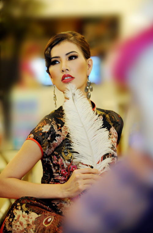 Thanh Hoài, Võ Việt Chung, Áo dài, Thời trang sao Việt, Áo dài cách điệu, Thời trang