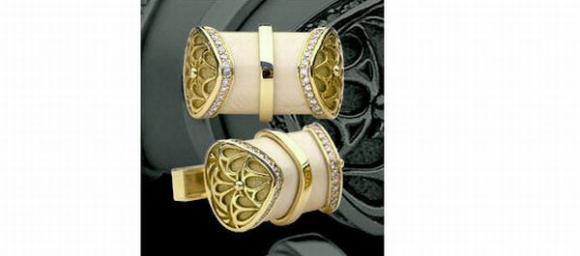 Phụ kiện nam, Đồng hồ Hublot Big Bang, Thắt lưng Gucci, Thời trang nam, Thời trang