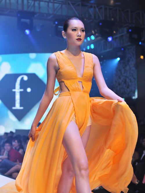 Fashion Boulevard 2, Tuyết Lan, Catwalk, Thời trang sao Việt, Phong cách, Thời trang