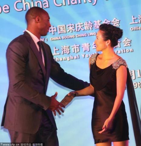 Chương Tử Di, Sao Hoa ngữ, Chuyện của sao, Kobe Bryant