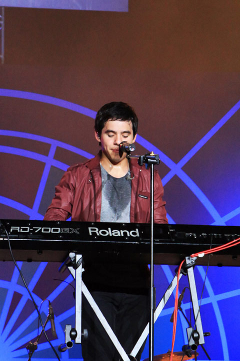 Idol Music Event 2011, David Archuleta, Á quân American Idol, Hồ Ngọc Hà, Văn Mai Hương, Uyên Linh, Noo Phước Thịnh