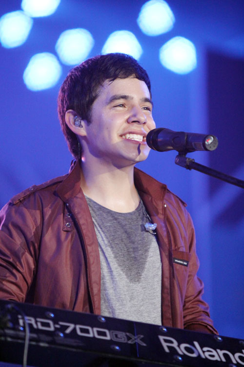 Idol Music Event 2011, David Archuleta, Á quân American Idol, Sao ca nhạc, Sao lưu diễn