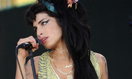 Amy Winehouse, Sao ca nhạc, Chuyện của sao, Sao đột tử
