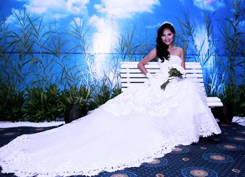 Thời trang cưới 2011, Sự kiện thời trang, Áo cưới, Hương Giang, Trang Nhung, Ngọc Quyên