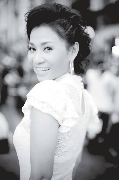 Ngô Thanh Vân, Thu Minh, Ngọc Oanh, Mỹ Tâm, Hồ Quỳnh Hương, Mỹ nữ Việt, Showbiz Việt, Sao muộn chồng