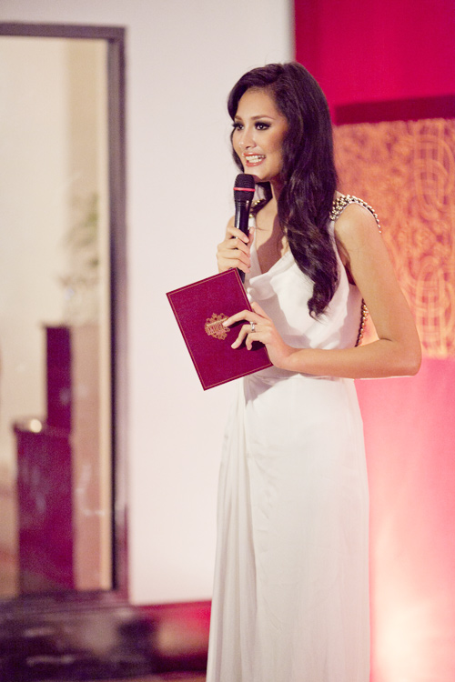 Hoa hậu Nga 2011, Natalia Gantimurova, Hương Giang, Ngọc Thạch, Ngọc Trinh