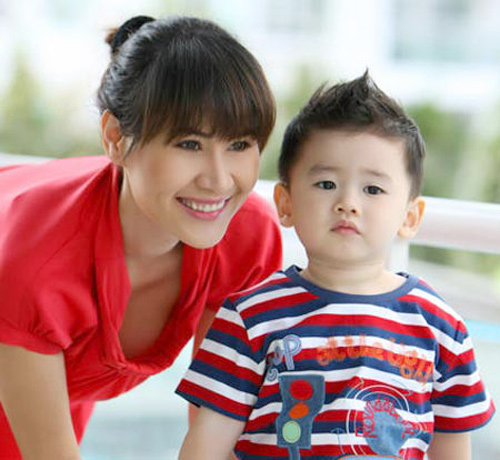 Thân Thúy Hà, Chuyện của sao, Phỏng vấn sao, Single mom, Sao Việt