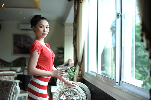 Quỳnh Thư, Váy bó, Thời trang sao, Người mẫu, Diễn viên, Thời trang