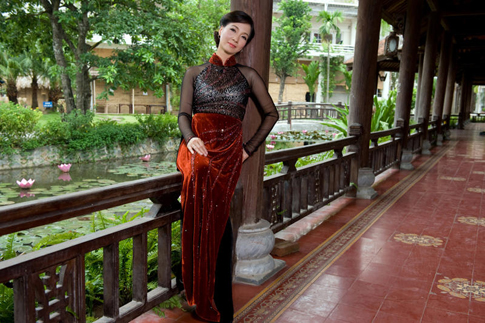 Lê Khanh, Chuyện của sao, Sao Việt, NSUT Lê Mai