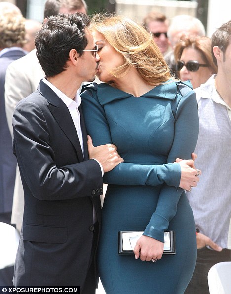 Jennifer Lopez, Marc Anthony, Chuyện của sao, Sao ly hôn