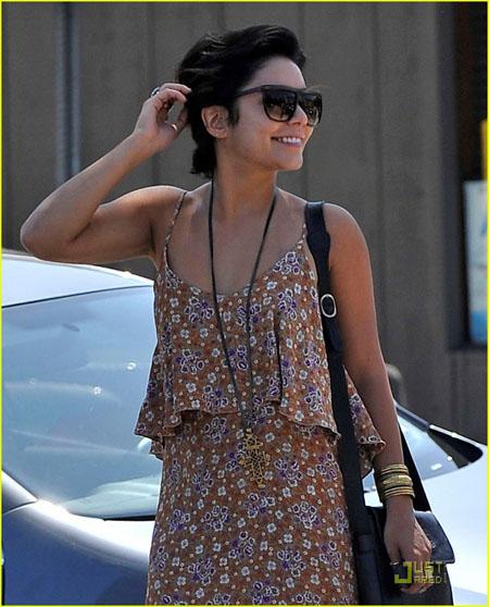 Vanessa Hudgens, Sao Hollywood, Chuyện của sao, Chuyện tình sao