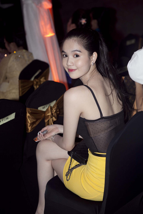 Ngọc Trinh, Đêm thời trang ABC, Trình diễn thời trang, Hoa hậu, Thời trang sao, Người đẹp, Thời trang