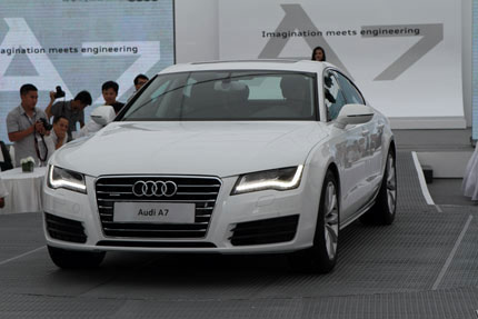 Ngô Phương Lan, Siêu xe, Audi A7 Sportback, Chuyện của sao